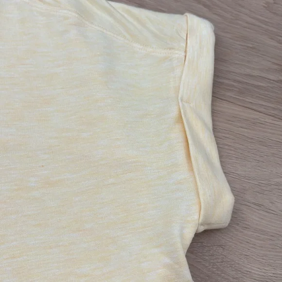 NWT HYBA (M) Tunic Ultra-Soft Activewear Stretch Rolled Sleeves Yellow - Medium - Picture 4 of 9